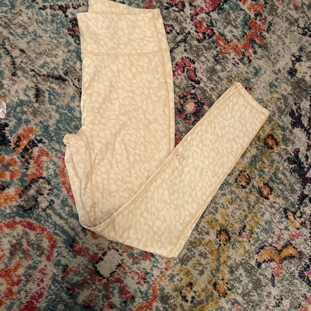 Fabletics Beige Patterned Leggings